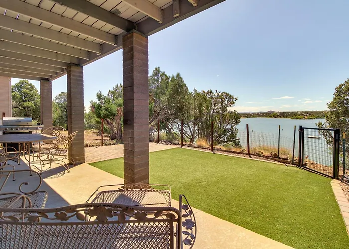 Firelit Nights By The Lake: Cozy Show Retreat *