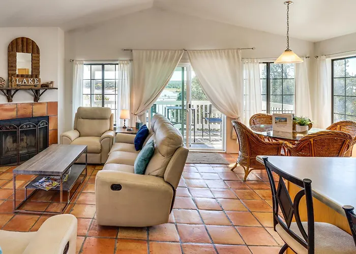 Ferienhaus Firelit Nights By The Lake: Cozy Show Retreat Show Low