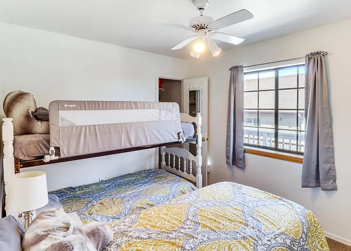 Firelit Nights By The Lake: Cozy Show Retreat * Show Low